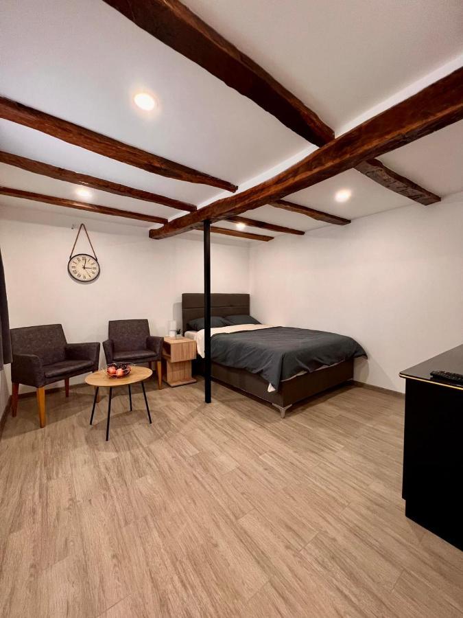 Stone House Central Belgrade Studio Belgrado Exterior foto